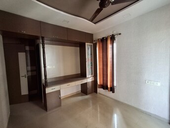 2 BHK Apartment For Resale in Kandivali West Mumbai  7865490