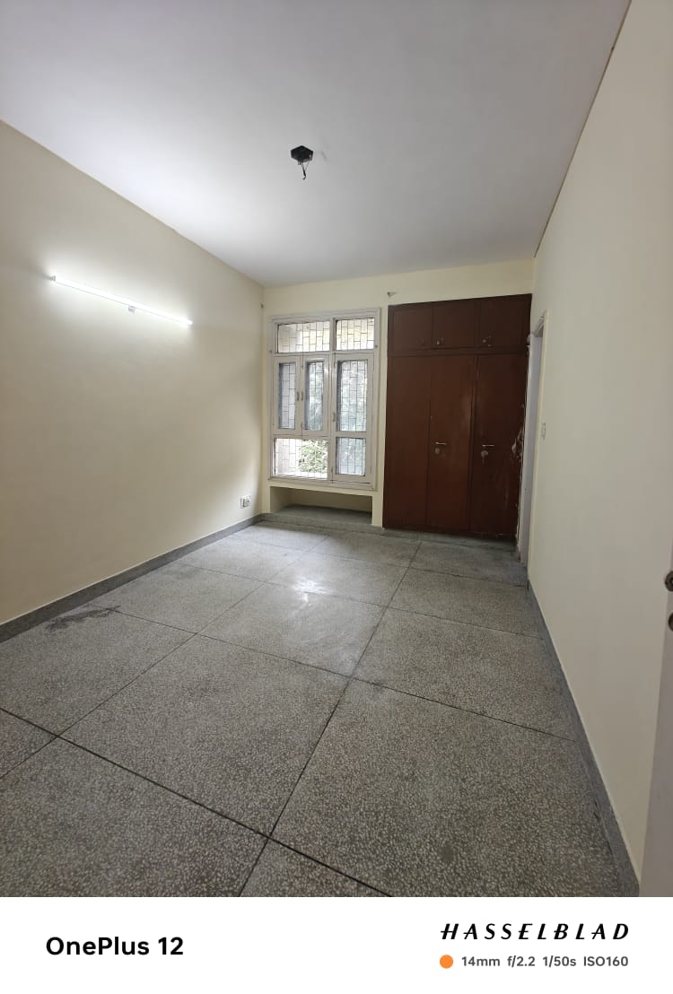 2.5 BHK + Study Room,Extra Room Apartment For Sale in New Ashok Nagar