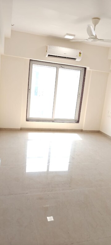 Master Bedroom in 3 BHK Apartment at Acropolis CHS, Vile Parle West – for Rent