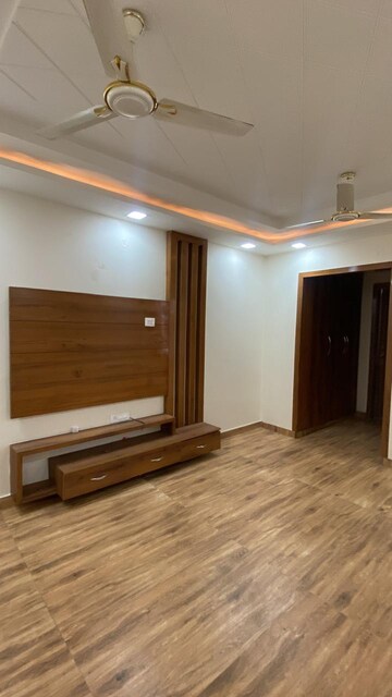 3.5 BHK Builder Floor For Rent in Indira Enclave Apartments Sector 21d Faridabad  7867234