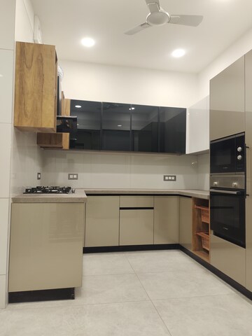 Kitchen in 3 BHK Builder Floor at Nehru Enclave – for Sale