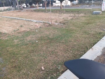 Plot Area in  Plot at BPTP District 3, Sector 85 – for Sale
