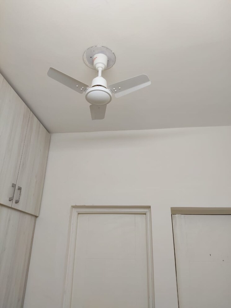 Bathroom, sector 30 2.5 Bedroom 1800 Sq.Ft. Independent House In Sector 30 Faridabad 7867318