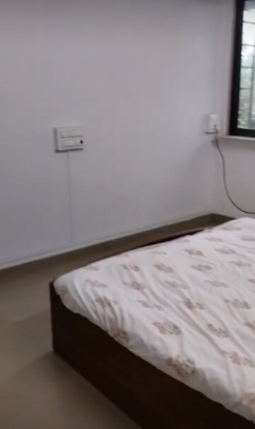 Room in 1 BHK Apartment at Bandra West – for Rent