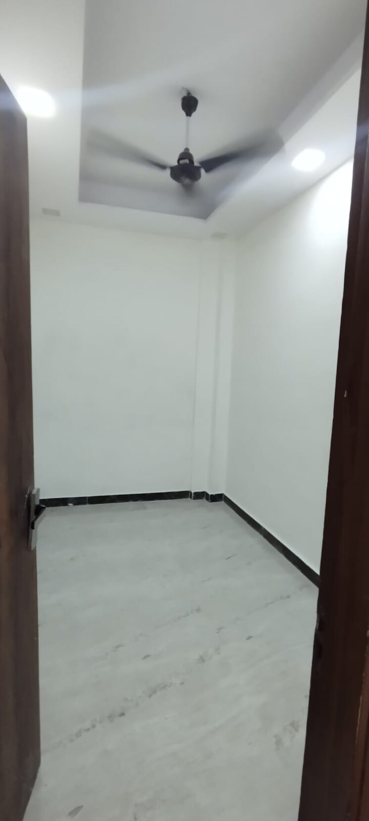 Room, shastri nagar 2 Bedroom 450 Sq.Ft. Builder Floor In Shastri Nagar Delhi 7867568