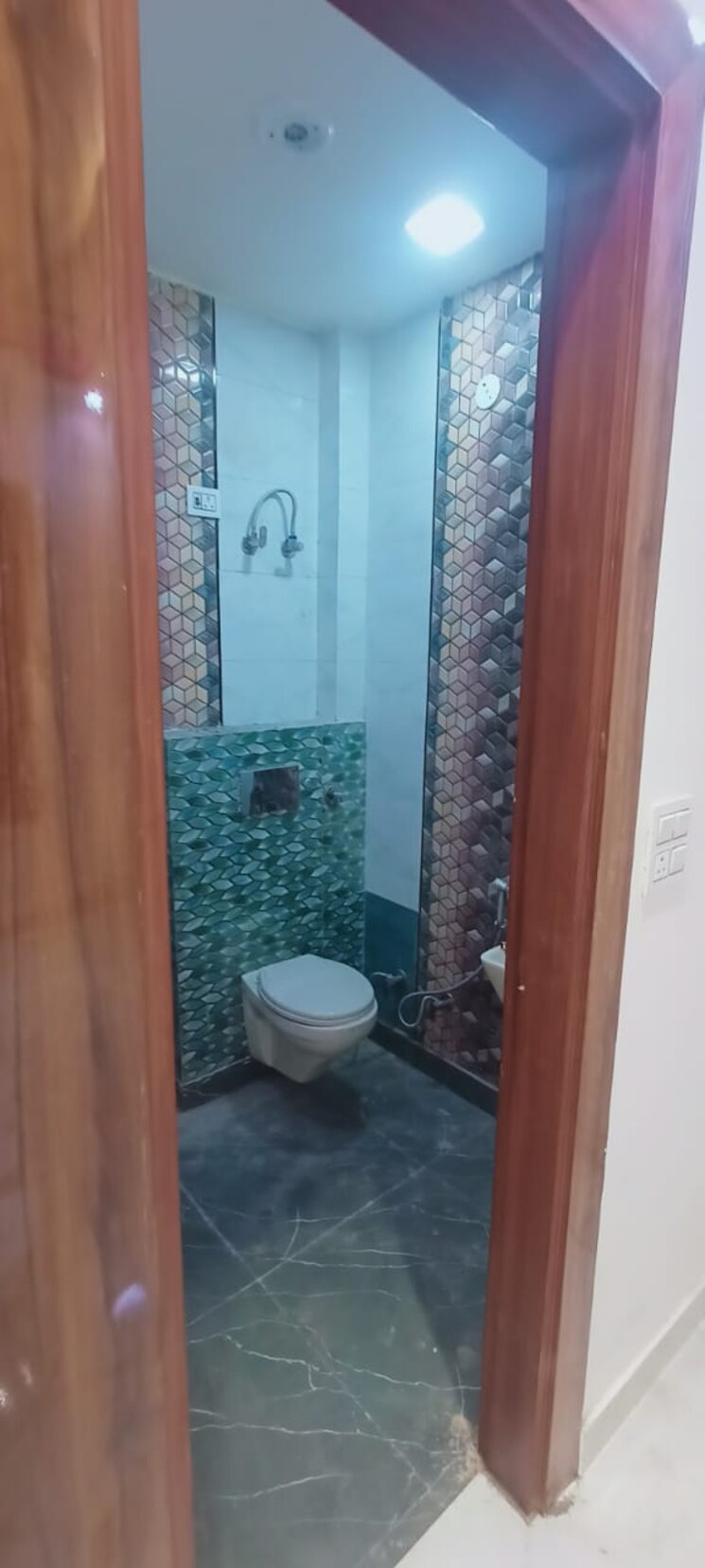 Bathroom, shastri nagar 2.5 Bedroom 630 Sq.Ft. Builder Floor In Shastri Nagar Delhi 7867663