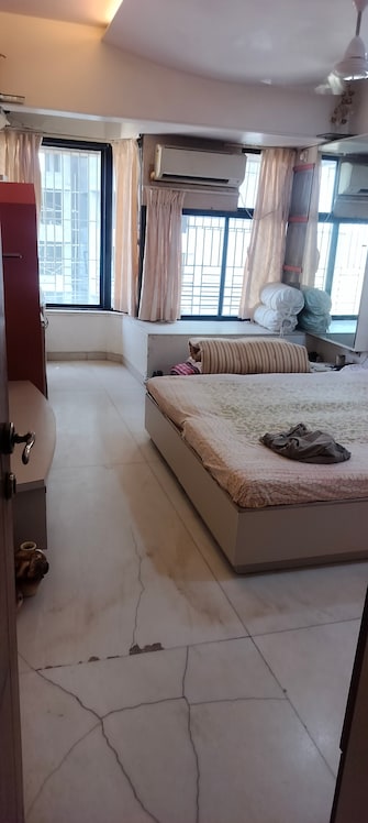 2 BHK Apartment For Rent in Movie Tower Andheri West Mumbai  7867792