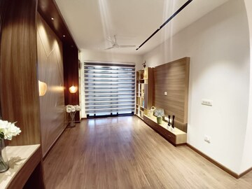 Room in 4 BHK Builder Floor at Ansal Sushant Lok I, Sector 43 – for Sale