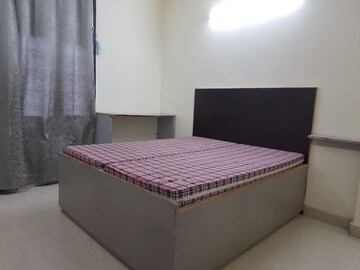 Bedroom in 1.5 BHK Builder Floor at Sector 40 – for Rent