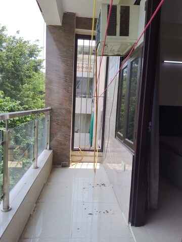 Balcony in 1.5 BHK Builder Floor at Sector 40 – for Rent