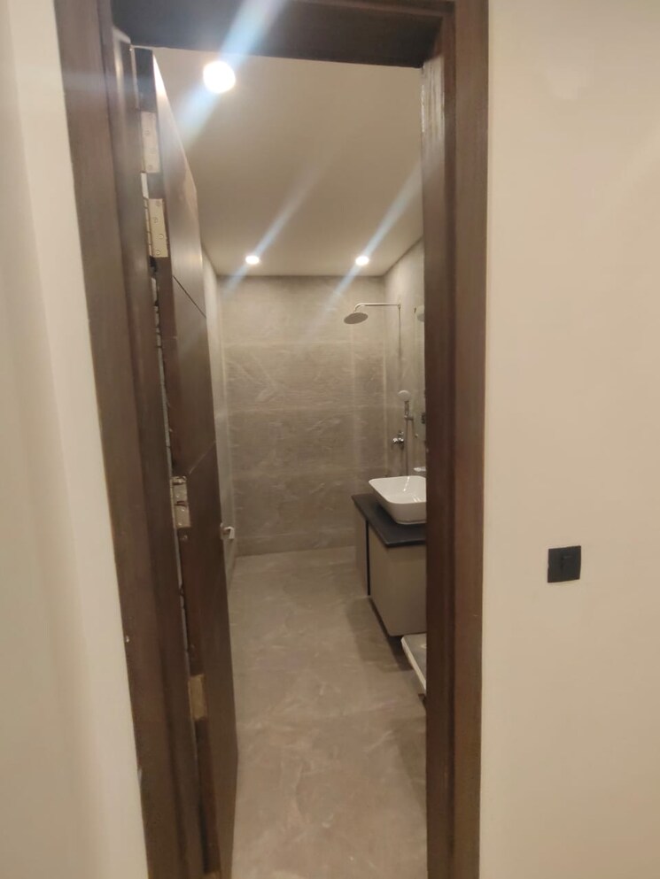 Bathroom, ansal-sushant-lok-i 3 Bedroom 280 Sq.Yd. Builder Floor In Sector 43 Gurgaon 7867899