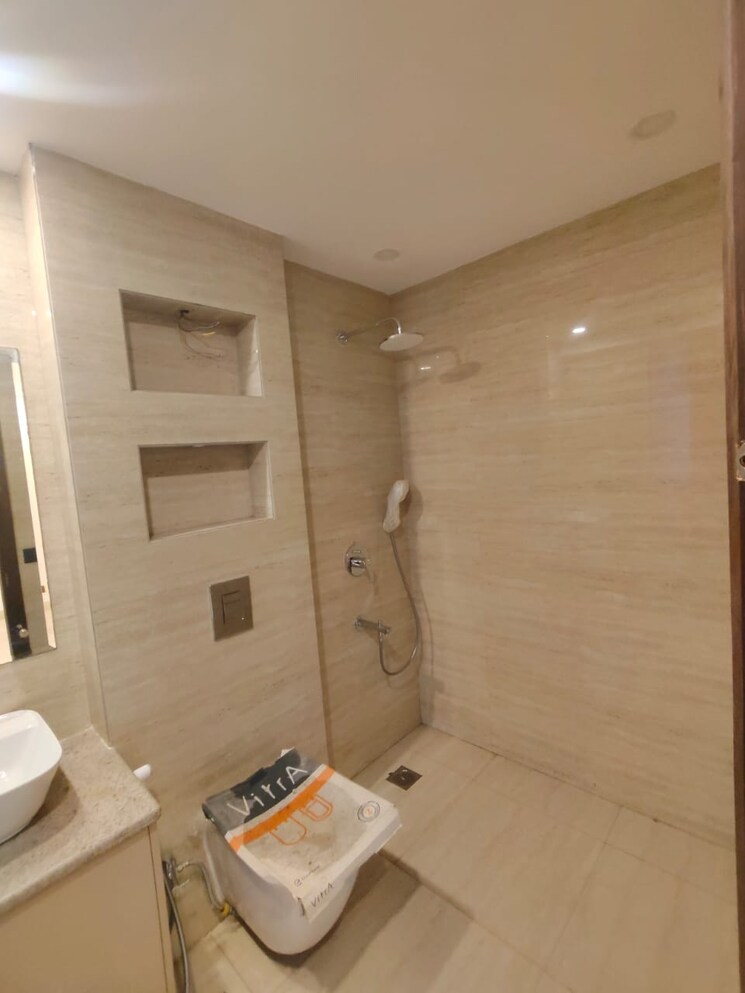 Bathroom, ansal-sushant-lok-i 3 Bedroom 280 Sq.Yd. Builder Floor In Sector 43 Gurgaon 7867899