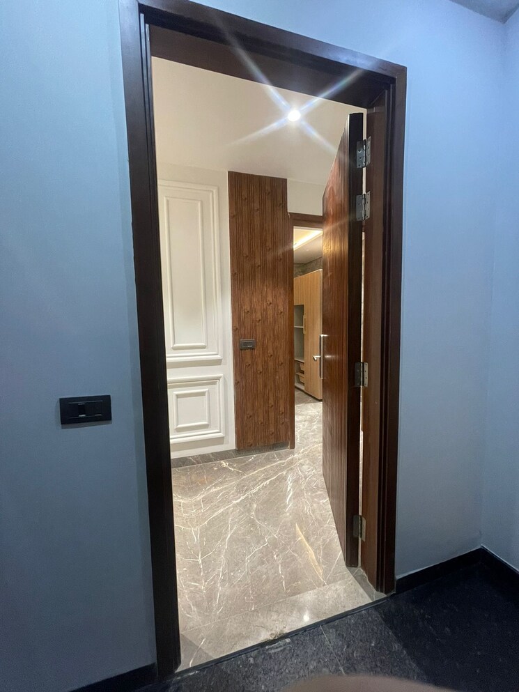 Room, dlf-city-phase-iv 6+ Bedroom 270 Sq.Yd. Independent House In Dlf Phase iv Gurgaon 7868504