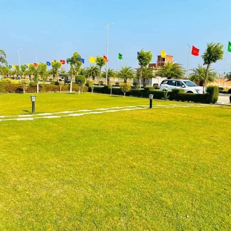 Garden, sultanpur road  2100 Sq.Ft. Plot In Sultanpur Road Lucknow 7868537