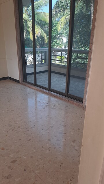 Furnished Amenities in 4 BHK Villa at Cosmos Hawaiian Village, Ghodbunder Road – for Sale