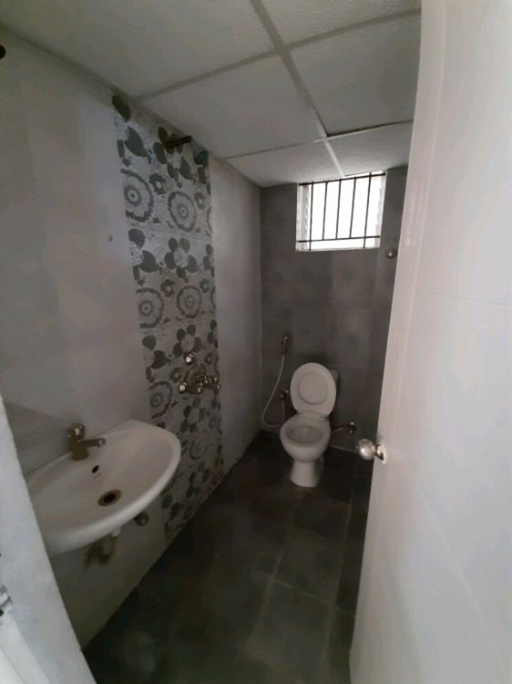 Bathroom, krishnarajapuram 3 Bedroom 1200 Sq.Ft. Apartment In Krishnarajapuram Bangalore 7868557