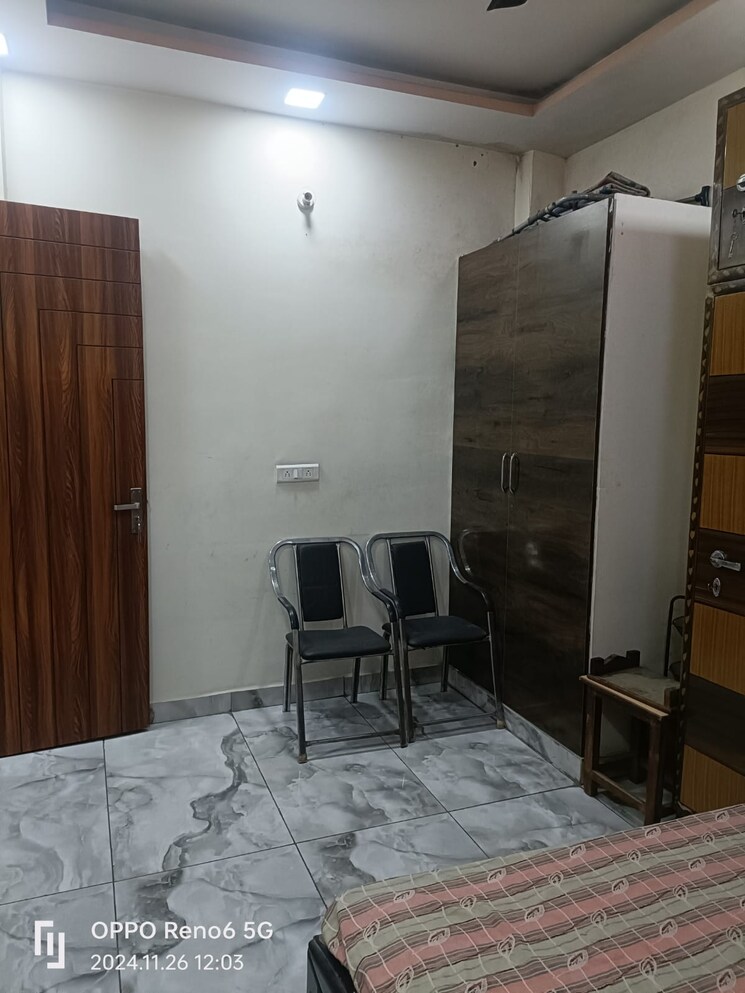 Bathroom, shastri nagar 3 Bedroom 720 Sq.Ft. Builder Floor In Shastri Nagar Delhi 7868675