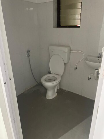 Bathroom in 1 BHK Apartment at Dosti Vihar, Samata Nagar – for Sale