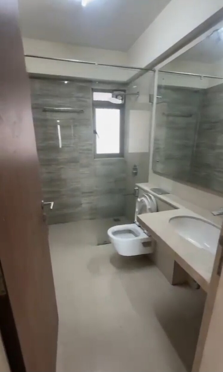Bathroom, bhimjyani-verraton 3 Bedroom 1276 Sq.Ft. Apartment In Manpada Thane 7868708