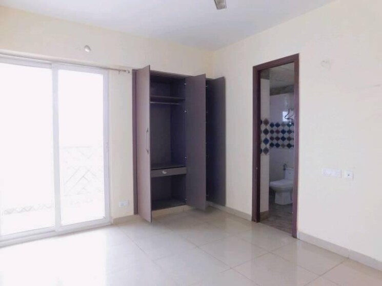 Master Bedroom, saya-gold-avenue 4 Bedroom 2370 Sq.Ft. Apartment In Vaibhav Khand Ghaziabad 7868705