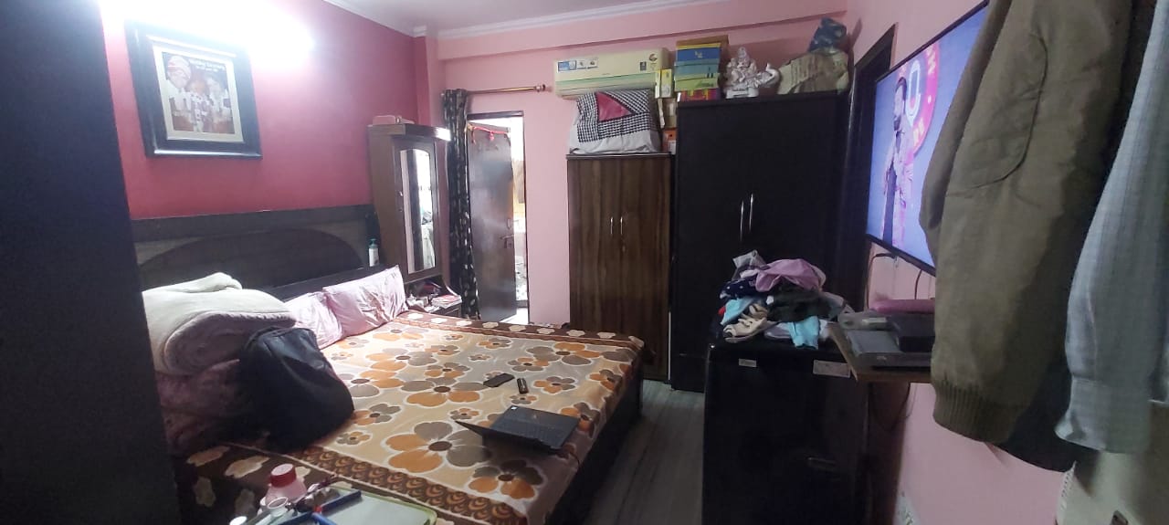 1.5 BHK Builder Floor For Sale in Patparganj Village Peer W