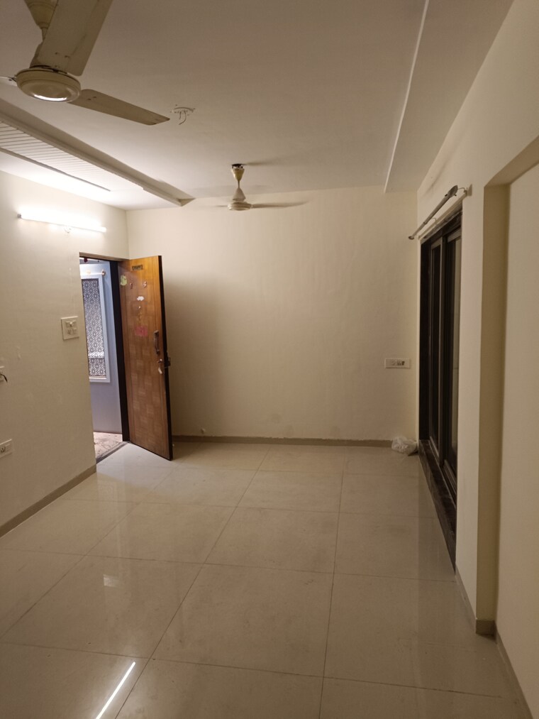Room, rattan-icon 2.5 Bedroom 1200 Sq.Ft. Apartment In Seawoods Sector 50 Navi Mumbai 7868813