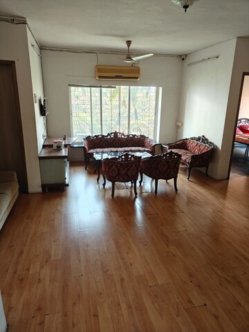 Living Room in 4 BHK Apartment at Juhu – for Rent
