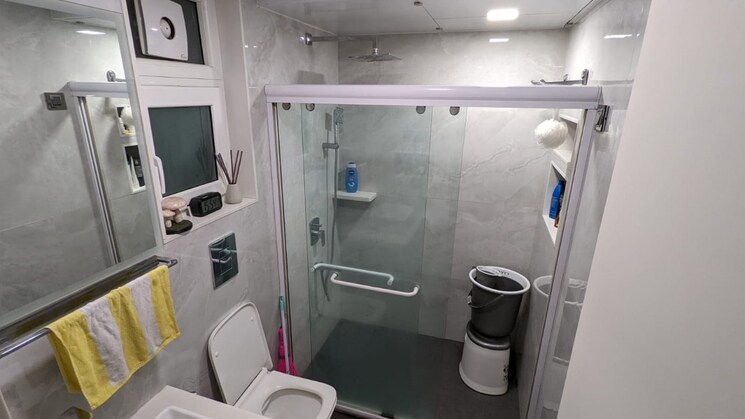 Bathroom, ajmera-pristine 3 Bedroom 900 Sq.Ft. Apartment In Borivali West Mumbai 7868808