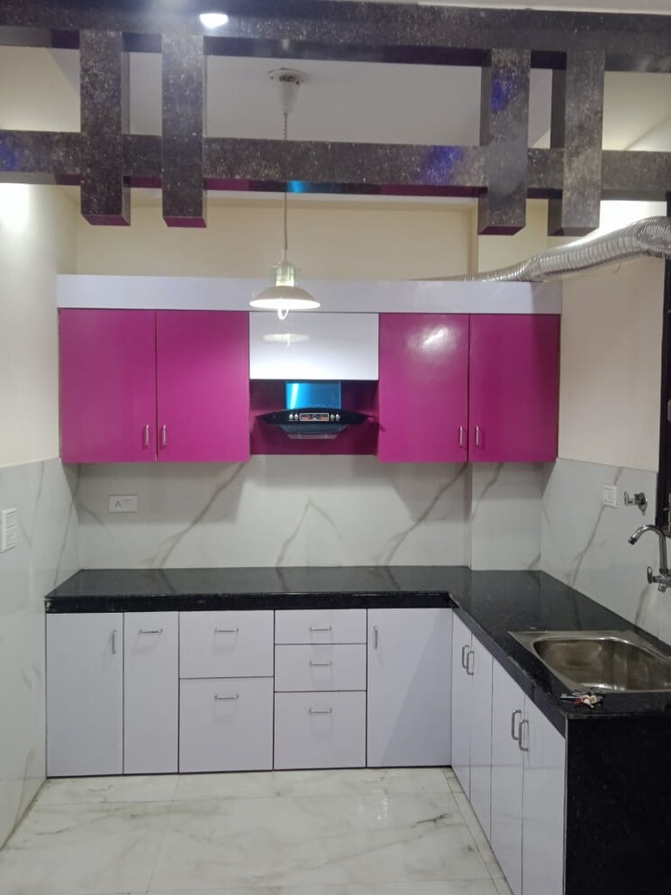 Kitchen, vijay nagar 3 Bedroom 1200 Sq.Ft. Builder Floor In Vijay Nagar Ghaziabad 7868833