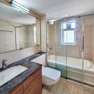 Attached Bathroom in 3 BHK Apartment at DLF Park Place, Dlf Phase V – for Rent