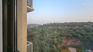 2 BHK Apartment – Exterior View View at Hiranandani Castle Rock, Powai - for Rent