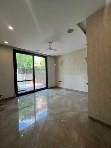 Room in 5 BHK Villa at Vipul Tatvam Villas, Sector 48 – for Sale