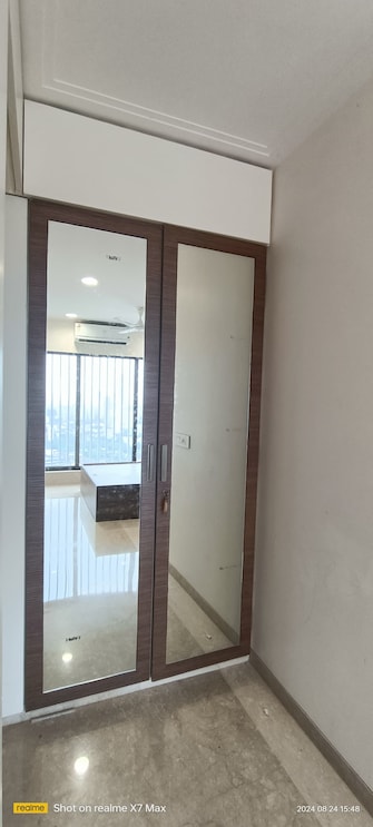 2 BHK Apartment For Rent in Divyang Apartment Azad Nagar Colaba Mumbai  7868902