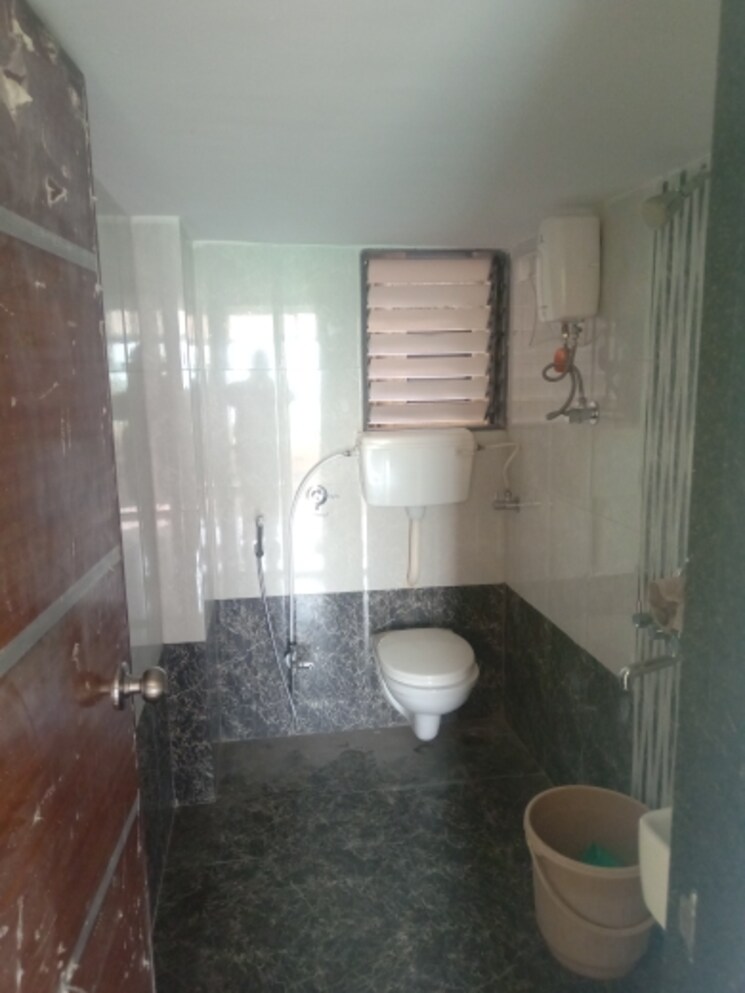 Bathroom, vama-paradise 1 Bedroom 425 Sq.Ft. Apartment In Virar West Palghar 7868967