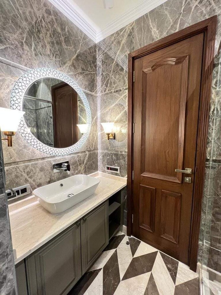 Bathroom, ip extension 3 Bedroom 1250 Sq.Ft. Apartment In Ip Extension Delhi 7869012