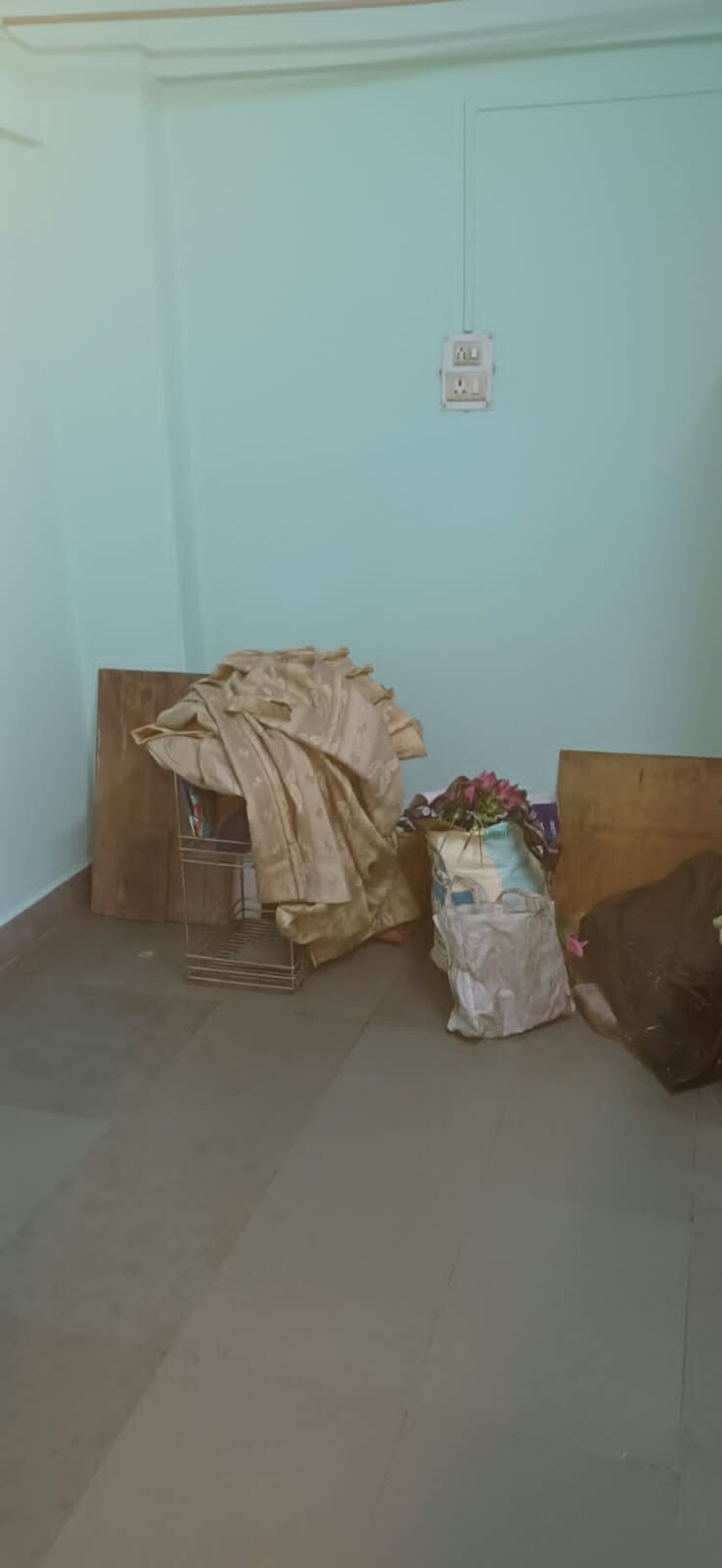 Room, dombivli west 1 Bedroom 550 Sq.Ft. Apartment In Dombivli West Thane 7869093