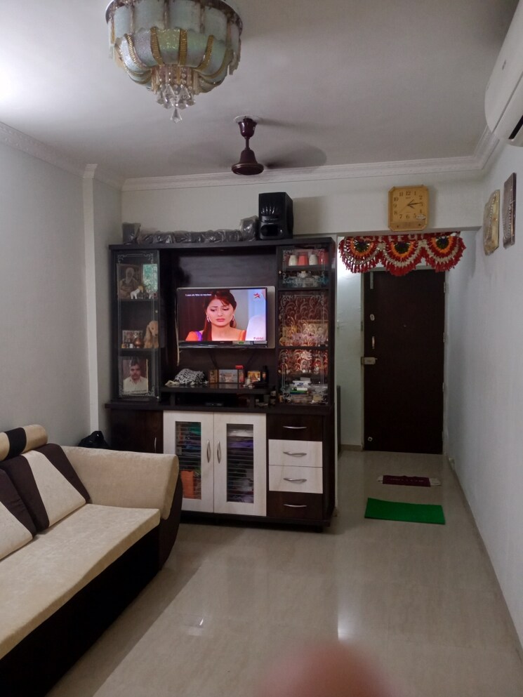 Living Room, shiv-residency-katrap 2 Bedroom 890 Sq.Ft. Apartment In Katrap Thane 7869119