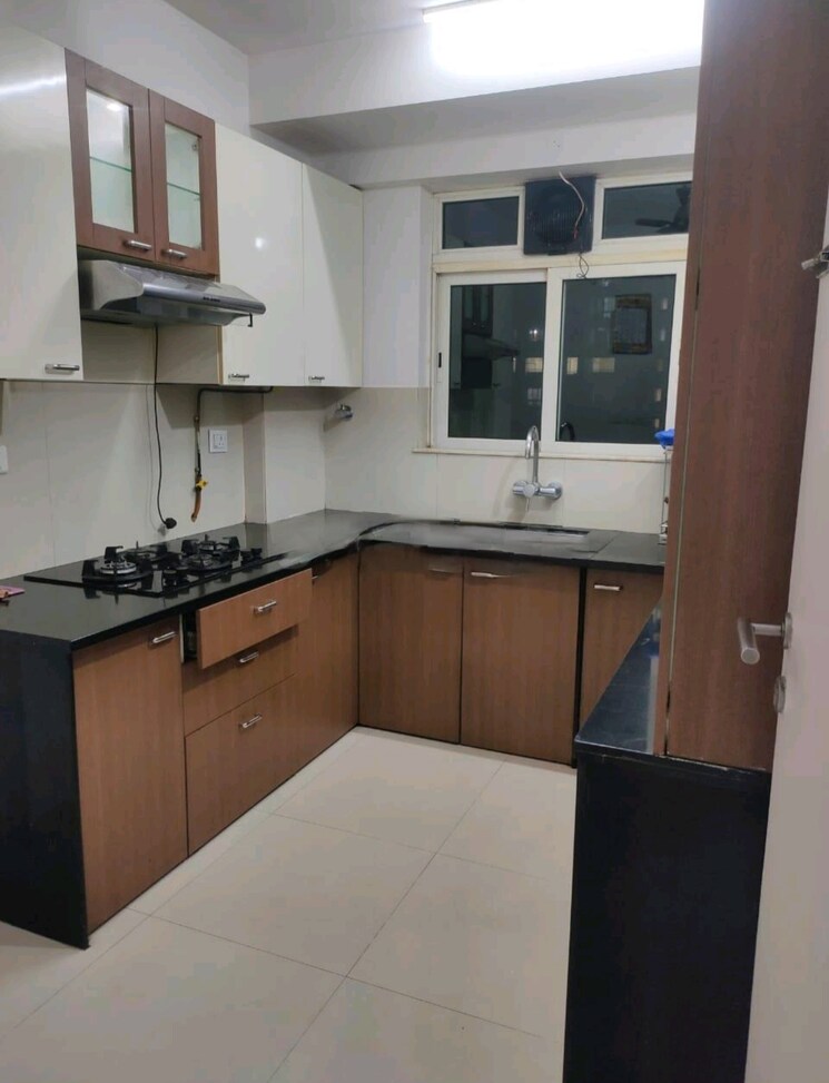 Kitchen, hiranandani-astra 2 Bedroom 1000 Sq.Ft. Apartment In Ghodbunder Road Thane 7869228