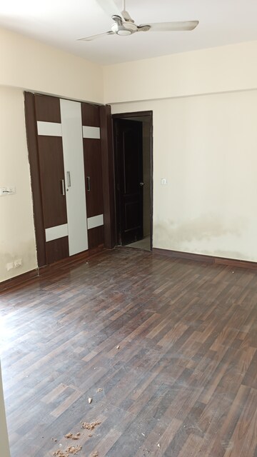3 BHK Apartment For Rent in Sethi Max Royale, Sector 76