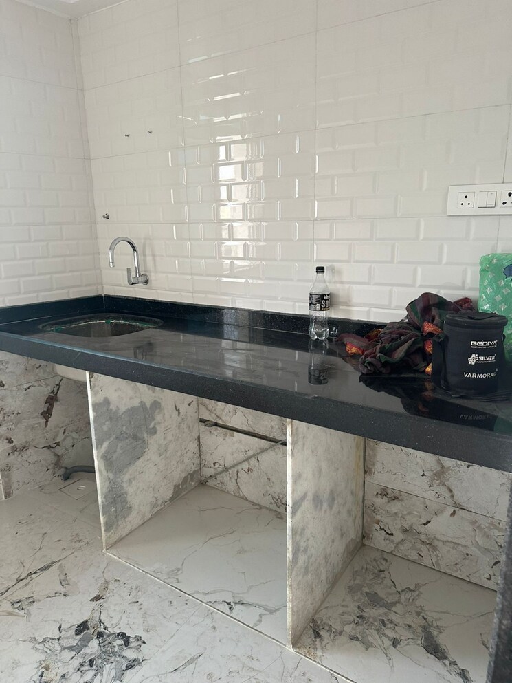 Kitchen, bandra west 2 Bedroom 900 Sq.Ft. Apartment In Bandra West Mumbai 7869237