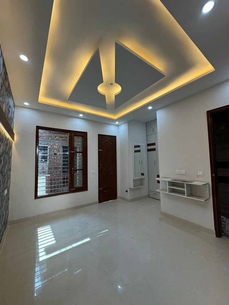 Room, kharar 3 Bedroom 75 Sq.Yd. Villa In Kharar Mohali 7869336