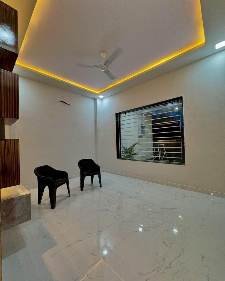 Living Room, shastri nagar 3.5 Bedroom 900 Sq.Ft. Builder Floor In Shastri Nagar Delhi 7869452
