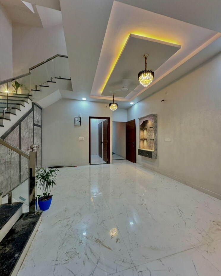 Kitchen, shastri nagar 3.5 Bedroom 900 Sq.Ft. Builder Floor In Shastri Nagar Delhi 7869452