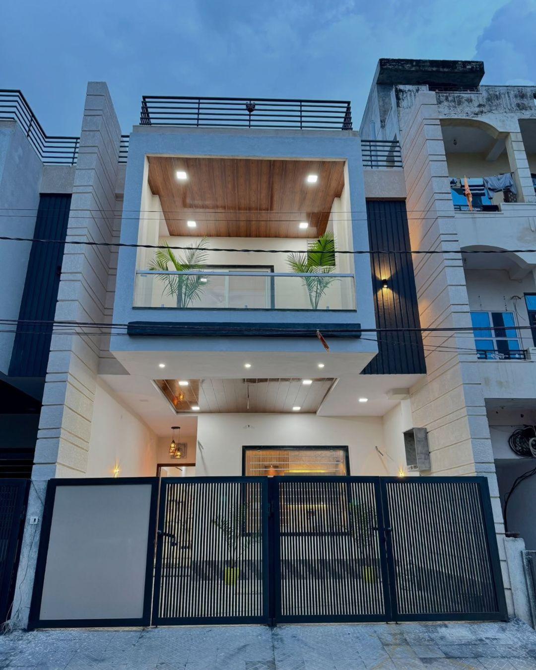 3.5 BHK Builder Floor For Sale in Taneja Properties Shastri