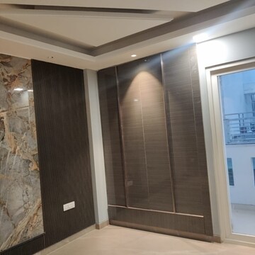 Building Lobby in 3 BHK Builder Floor at Sector 71 – for Sale