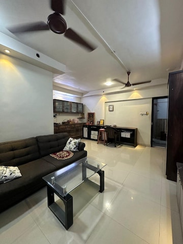 Living Room in 2.5 BHK Apartment at Sethia Kalpavruksh Heights, Kandivali West – for Sale