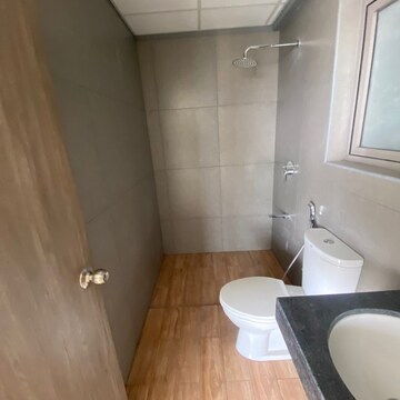 Bathroom in 2 BHK Apartment at Kalpataru Paramount, Majiwada – for Sale