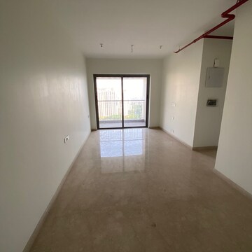 Room in 2 BHK Apartment at Kalpataru Paramount, Majiwada – for Sale