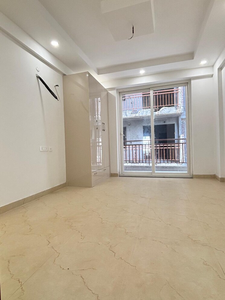 Room, sector 40 3 Bedroom 182 Sq.Yd. Builder Floor In Sector 40 Panipat 7869822