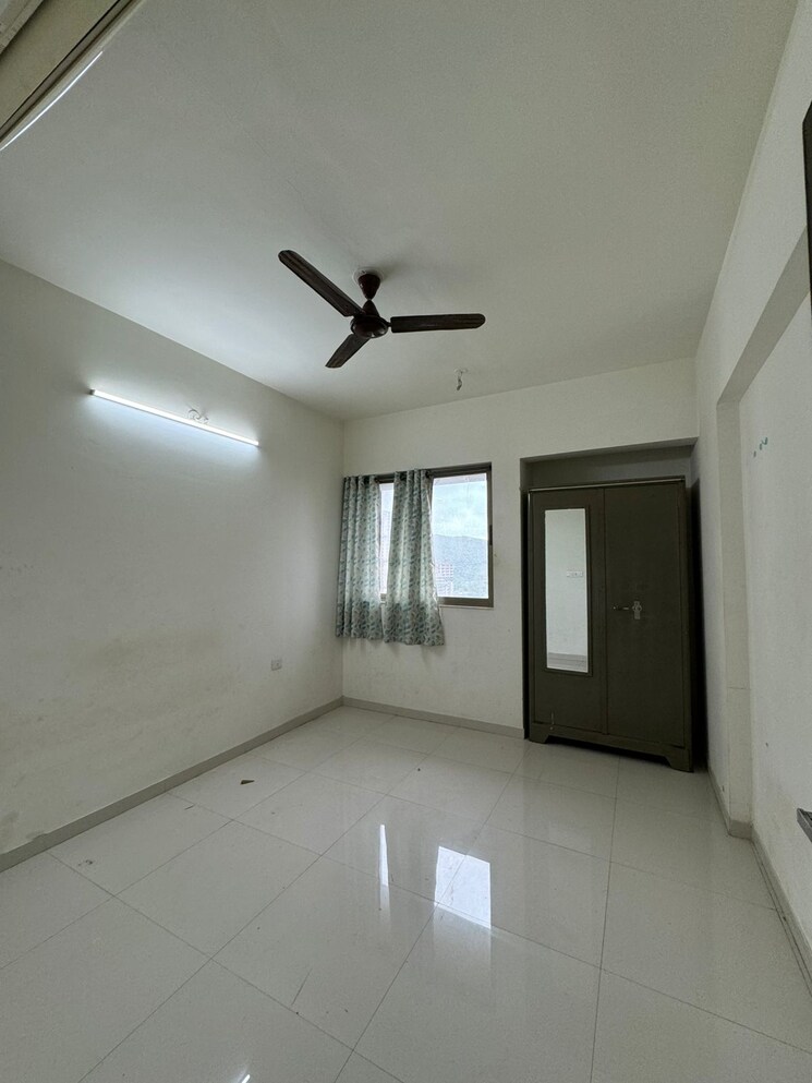 Room, puranik-city 1 Bedroom 411 Sq.Ft. Apartment In Kasarvadavali Thane 7869924